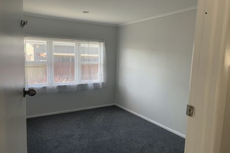 Photo of property in 11a Hill Crescent, Papakura, 2110