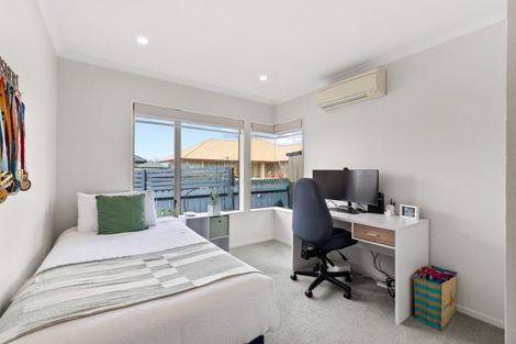 Photo of property in 26 Nanleen Rise, Manurewa, Auckland, 2105