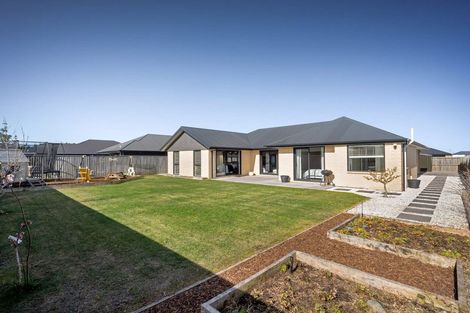 Photo of property in 5 Feather Place, Rolleston, 7615