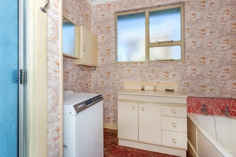 Photo of property in 44 Cutts Road, Russley, Christchurch, 8042