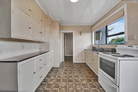 Photo of property in 21 Pacey Avenue, Hawera, 4610