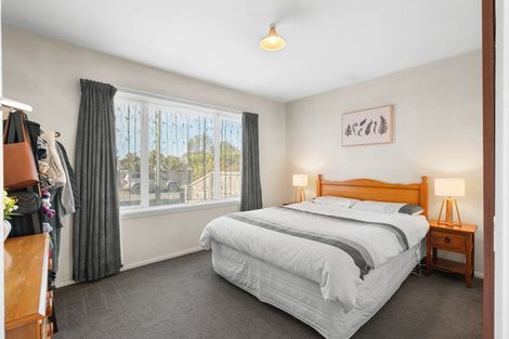 Photo of property in 33 Wilton Crescent, Bishopdale, Christchurch, 8053