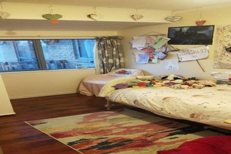 Photo of property in 30 Megan Avenue, Pakuranga Heights, Auckland, 2010