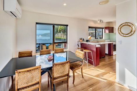 Photo of property in 79 Frobisher Street, Island Bay, Wellington, 6023