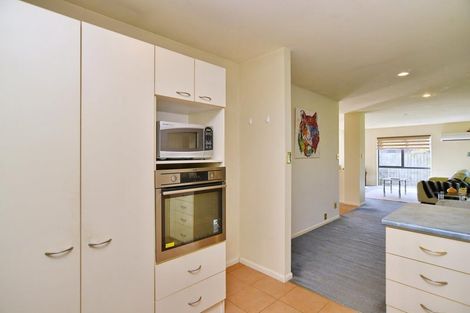 Photo of property in 10 Riegler Place, Belfast, Christchurch, 8051