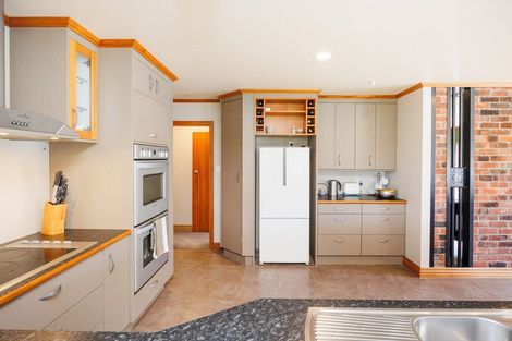 Photo of property in 440 Stoney Creek Road, Kelvin Grove, Palmerston North, 4470