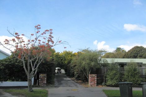 Photo of property in 15 Seagrave Place, Ilam, Christchurch, 8041