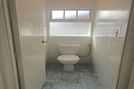 Photo of property in 11 Walworth Avenue, Pakuranga Heights, Auckland, 2010