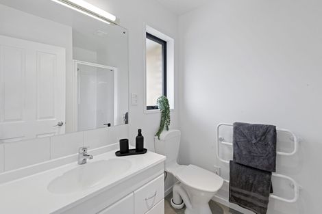 Photo of property in 3 Linkwater Way, Parklands, Christchurch, 8083