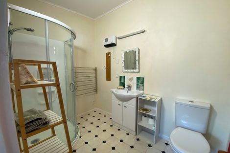 Photo of property in 16 Gibbs Road, Collingwood, 7073