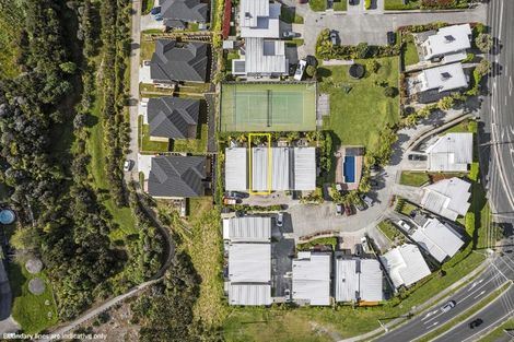 Photo of property in 8 Karauria Lane, Orewa, 0931