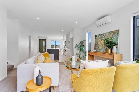 Photo of property in 15 Aquamarine Road, Rosehill, 2113
