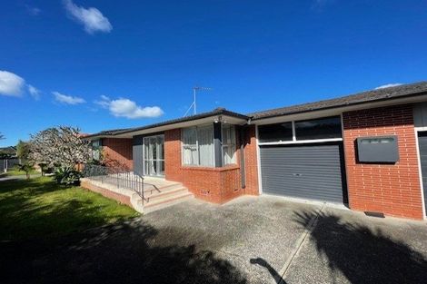 Photo of property in 2/15a Saltburn Road, Milford, Auckland, 0620
