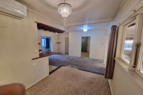 Photo of property in 4 Brian Crescent, Stanmore Bay, Whangaparaoa, 0932