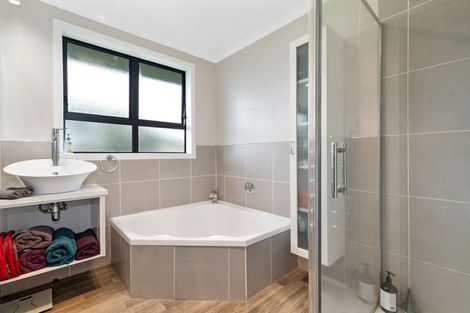 Photo of property in 4a 4b Wiseman Road, Springdale, 3380