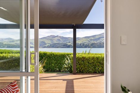 Photo of property in 2 Haywards Lane, Duvauchelle, 7581