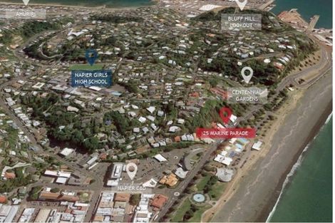 Photo of property in 25 Marine Parade, Bluff Hill, Napier, 4110