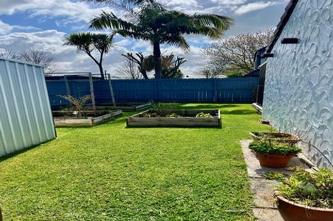 Photo of property in 26 Donzella Place, Conifer Grove, Takanini, 2112