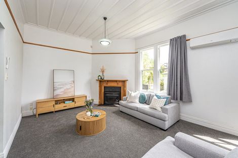 Photo of property in 21 Portal Street, Durie Hill, Whanganui, 4500