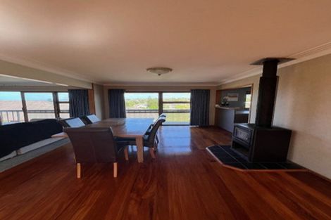 Photo of property in 2/46 Lyons Avenue, Murrays Bay, Auckland, 0630