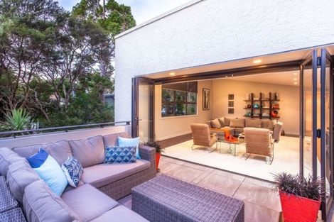 Photo of property in 567 South Titirangi Road, Titirangi, Auckland, 0604