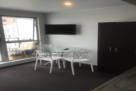 Photo of property in 26 Crompton Road, Massey, Auckland, 0614