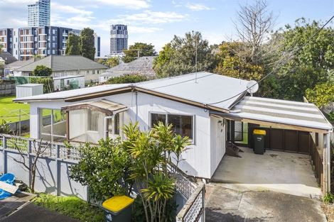 Photo of property in 2/18 Lomond Street, Takapuna, Auckland, 0622