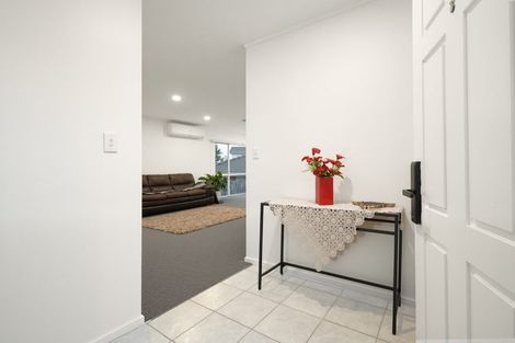 Photo of property in 9 Wattle Road, Sunnyvale, Auckland, 0612