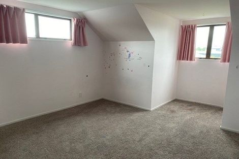Photo of property in 7 Rhyl Place, Bryndwr, Christchurch, 8053