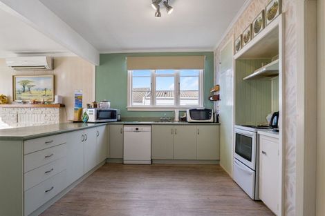 Photo of property in 451 Broadway, Stratford, 4332