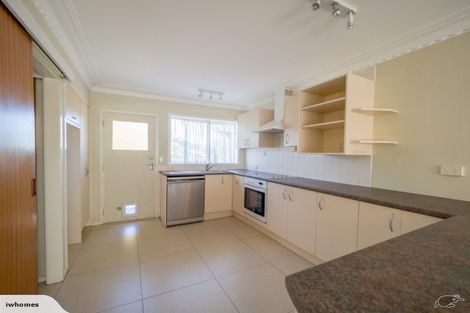 Photo of property in 1/6 Pamela Place, New Lynn, Auckland, 0600
