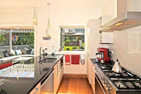 Photo of property in 57 Crofton Road, Ngaio, Wellington, 6035
