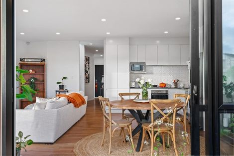 Photo of property in 120 Waekahu Road, Westgate, Auckland, 0814