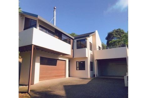Photo of property in 1/9 Kiteroa Terrace, Rothesay Bay, Auckland, 0630