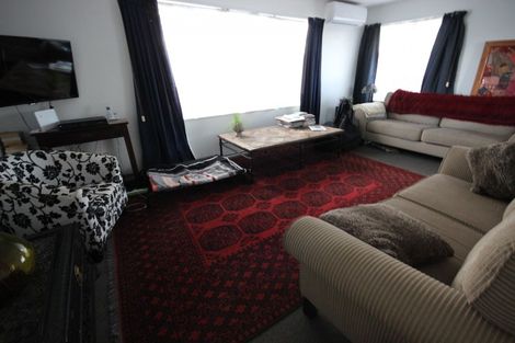 Photo of property in 10 Geraldine Crescent, Cloverlea, Palmerston North, 4412