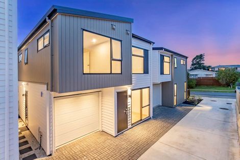 Photo of property in 46b Portadown Avenue, Pakuranga Heights, Auckland, 2010