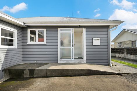 Photo of property in 69 Pine Avenue, Melville, Hamilton, 3206