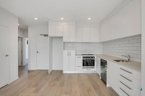 Photo of property in 2 Ko Street, Northcote, Auckland, 0627