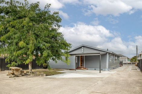 Photo of property in 61 Derby Street, Westport, 7825