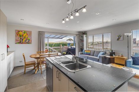 Photo of property in 18a School Road, Morningside, Auckland, 1021