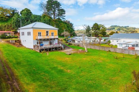 Photo of property in 12 Golf Road, Taumarunui, 3920