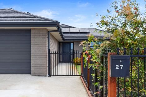 Photo of property in 27 Leet Crescent, Papamoa Beach, Papamoa, 3118