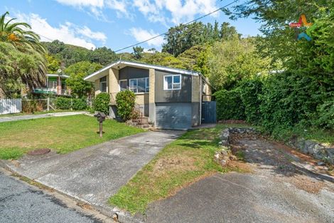 Photo of property in 10 Crawford Grove, Naenae, Lower Hutt, 5011