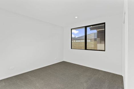 Photo of property in 39 Mehrtens Crescent, Woodend, 7691