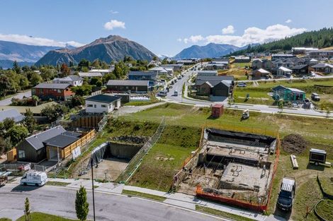 Photo of property in 84 Kirimoko Crescent, Wanaka, 9305