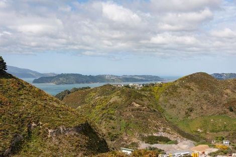 Photo of property in 25f2 Kitchener Terrace, Johnsonville, Wellington, 6037