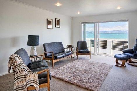Photo of property in 147 Marine Parade, Eastbourne, Lower Hutt, 5013