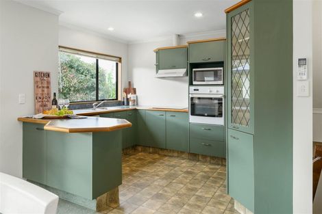 Photo of property in 8 Surrey Lane, Glenview, Hamilton, 3206