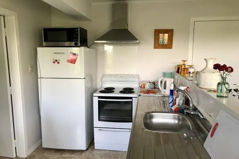 Photo of property in 52-52a Croydon Street, Karori, Wellington, 6012