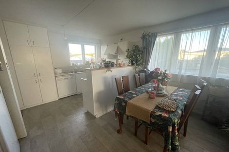 Photo of property in 77 Meeanee Road, Taradale, Napier, 4112